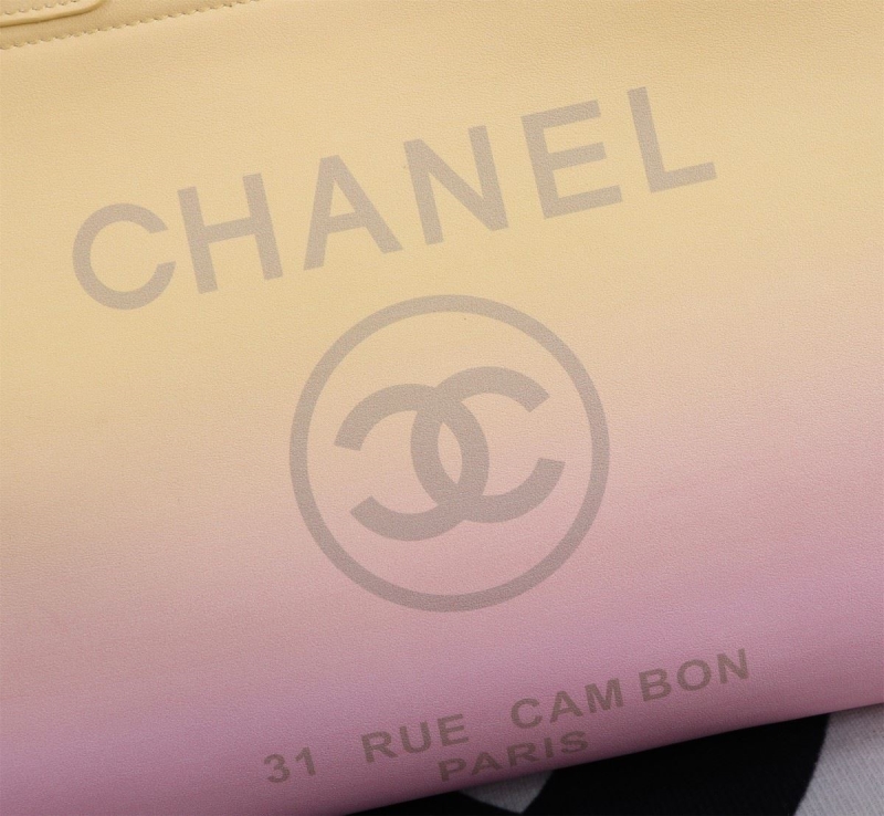 Ch**el shopping bags